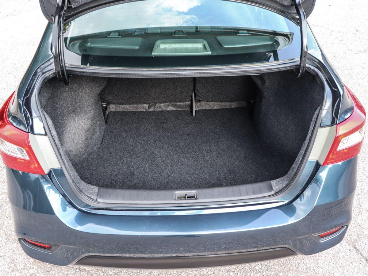 2017 Nissan Sentra 1.8l SV Sunroof Rear Camera Heated Seats - Photo #14