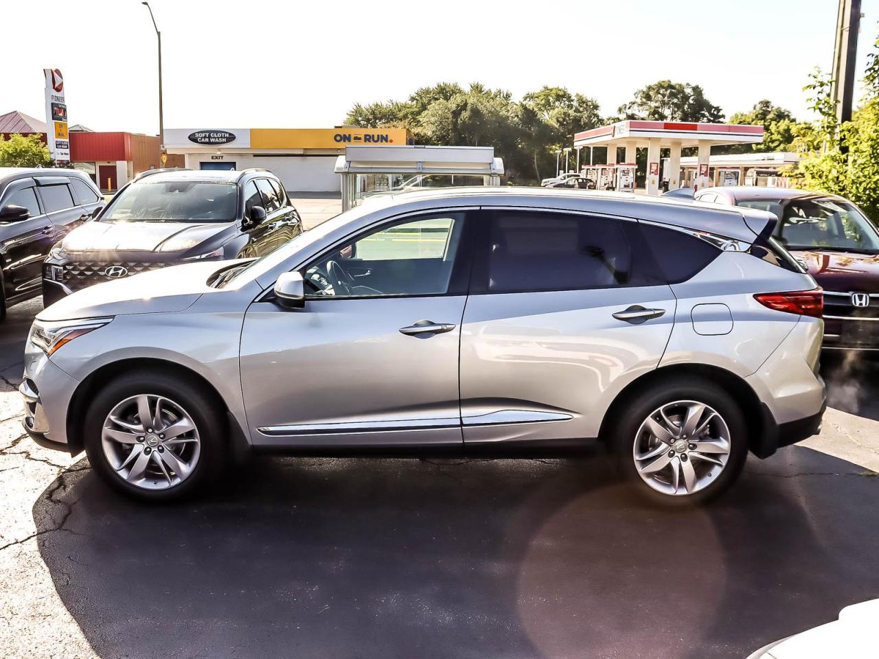 2019 Acura RDX Platinum Elite PLATINUM| ELITE | LEATHER | SUNROOF | NAVIGATION | LOADED | FULLY CERTIFIED Photo4