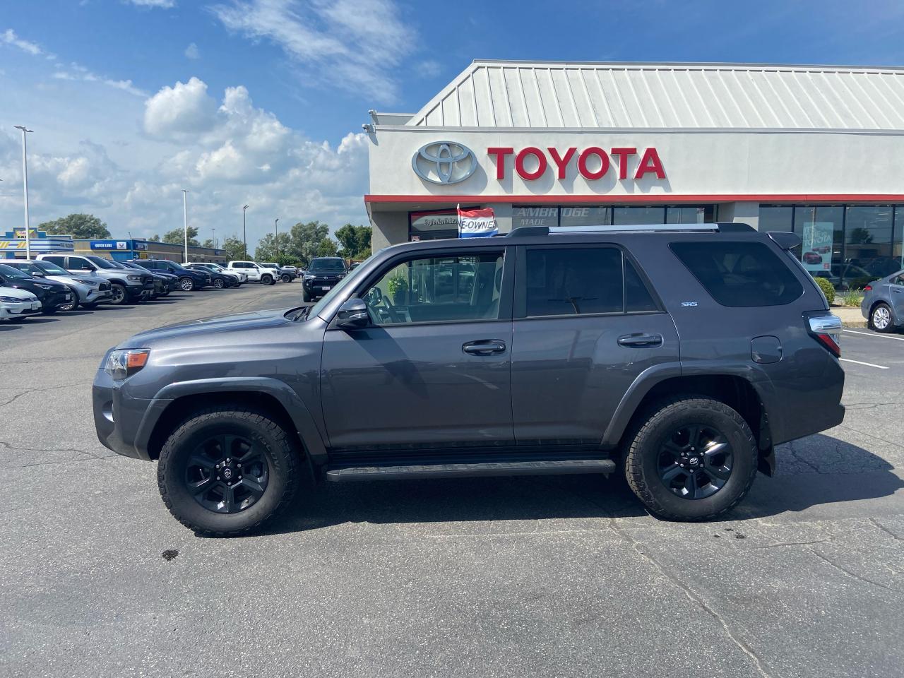 Used 2021 Toyota 4Runner SR5   LEATHER ROOF NAVIGATION for sale in Cambridge, ON