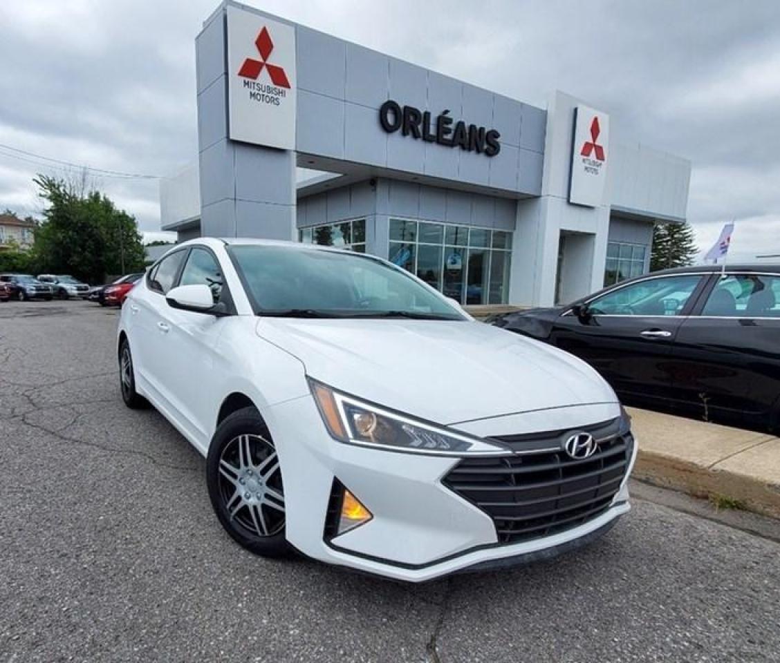 Used 2019 Hyundai Elantra Essential Manual for sale in Orléans, ON
