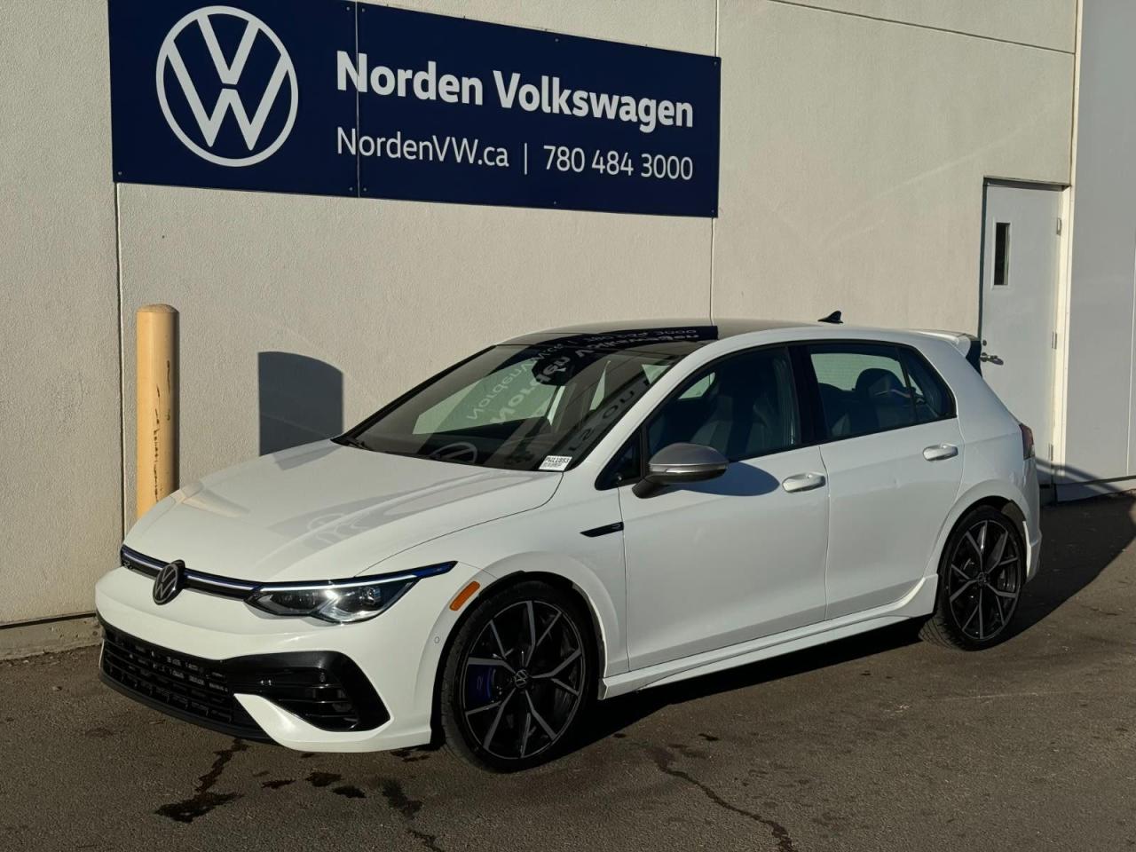 This vehicle is a new arrival, please contact us for more information and details.At Norden Volkswagen, we are happy to help! Proudly serving Edmonton and all of Alberta including all of western Canada!An AMVIC Licensed DealershipPlease come visit us at:14703 137 Ave NW just off St. Albert Trail T5L 2L5AEdmonton, ABPhone: 7804843000