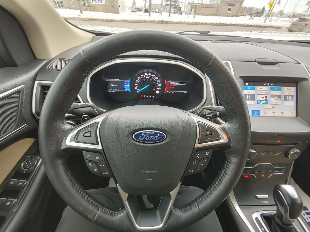 2016 Ford Edge SEL - Photo #8