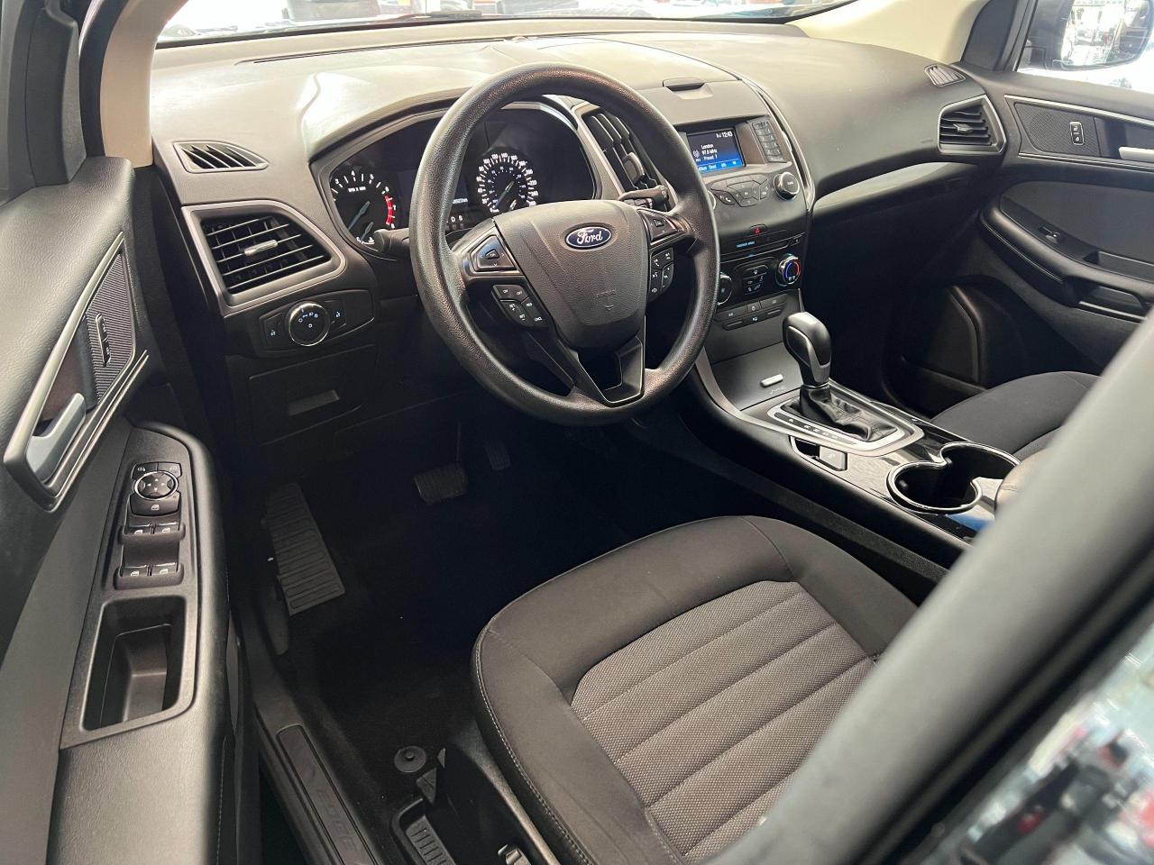 2016 Ford Edge SE+Camera+Bluetooth+A/C+New Brakes+CLEAN CARFAX - Photo #18
