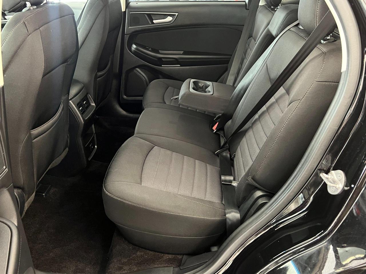 2016 Ford Edge SE+Camera+Bluetooth+A/C+New Brakes+CLEAN CARFAX Photo90