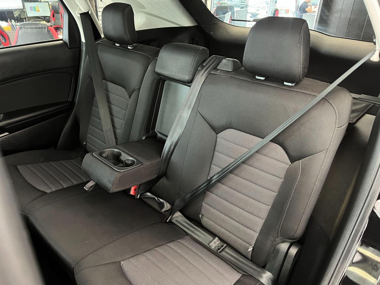 2016 Ford Edge SE+Camera+Bluetooth+A/C+New Brakes+CLEAN CARFAX Photo91