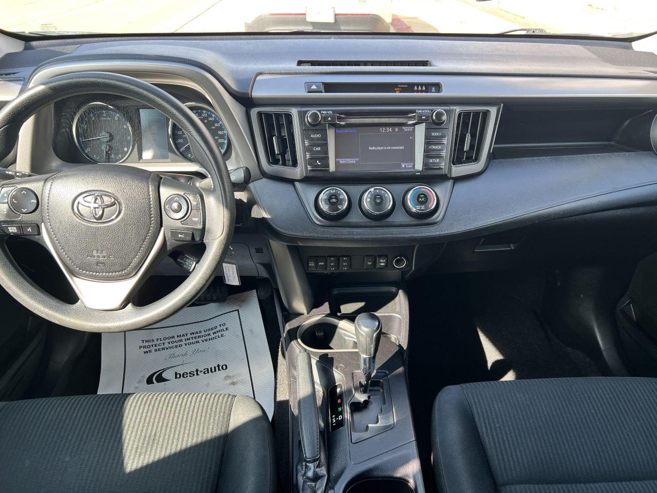 2017 Toyota RAV4 AWD 4dr LE - Photo #25