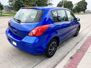 2012 Nissan Versa 5dr HB Auto 1.8 S - Photo #8