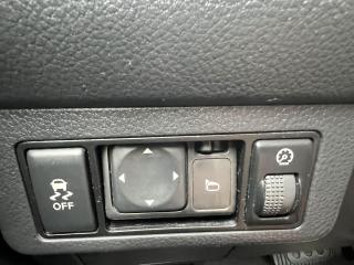 2012 Nissan Versa 5dr HB Auto 1.8 S - Photo #26