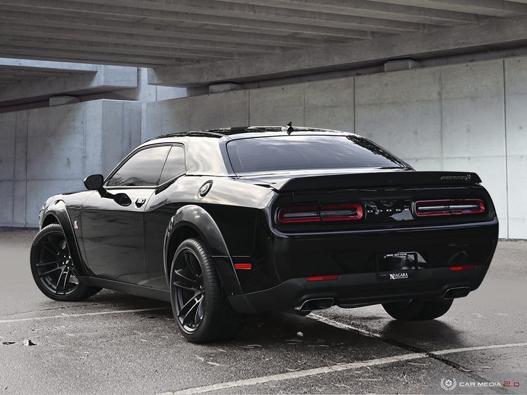 2023 Dodge Challenger Scat Pack | LOW KMS | MANUAL - Photo #4