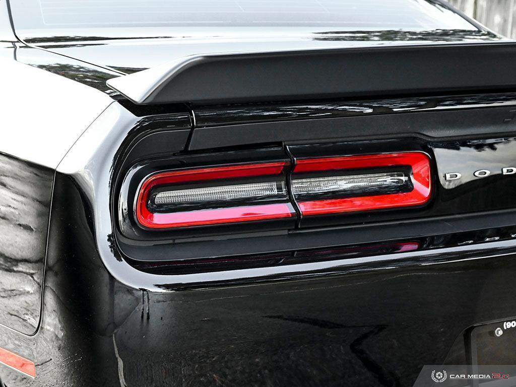 2023 Dodge Challenger Scat Pack | LOW KMS | MANUAL - Photo #12
