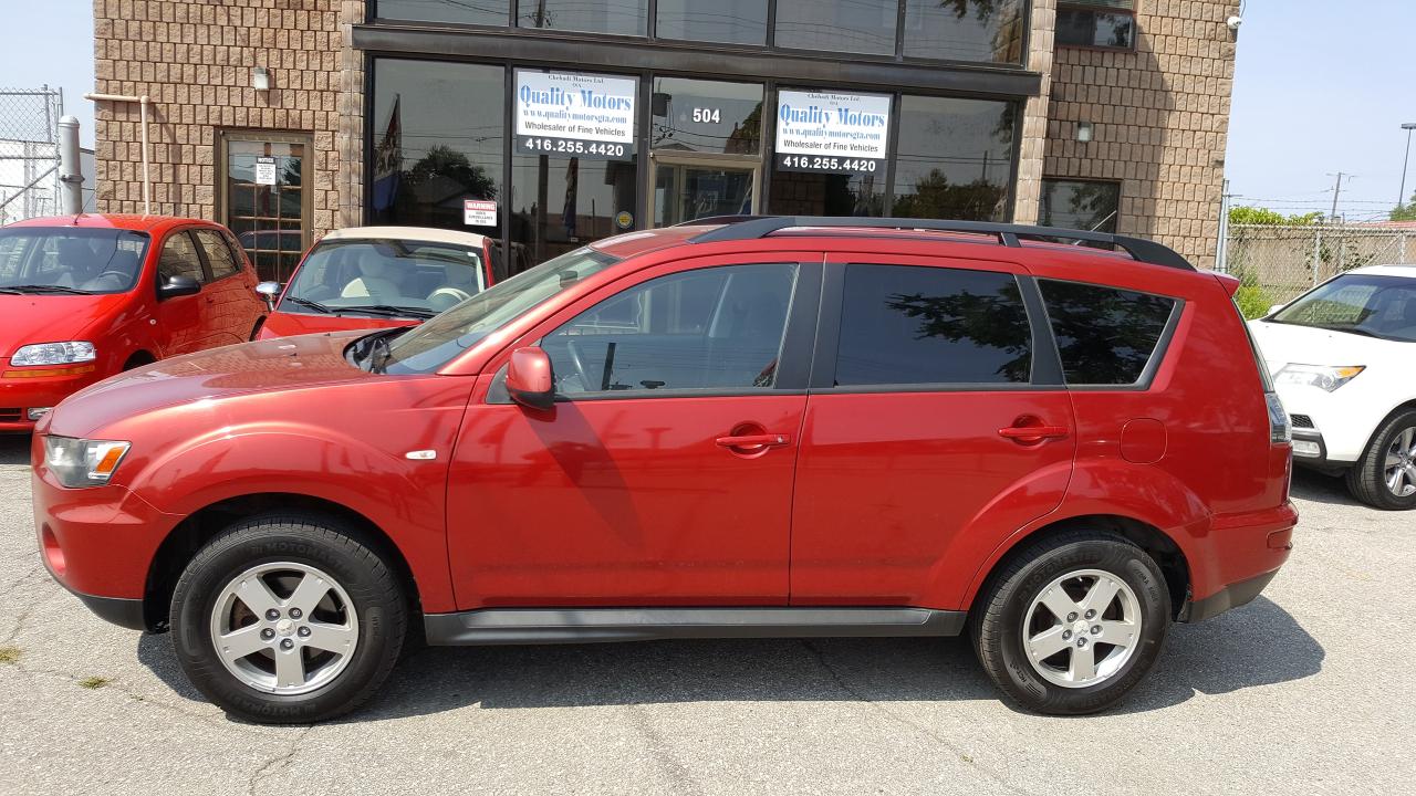 Used 2010 Mitsubishi Outlander 4WD 4dr ES for sale in Etobicoke, ON