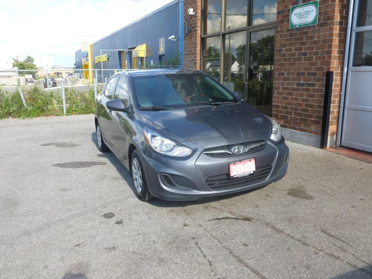 2013 Hyundai Accent  - Photo #1