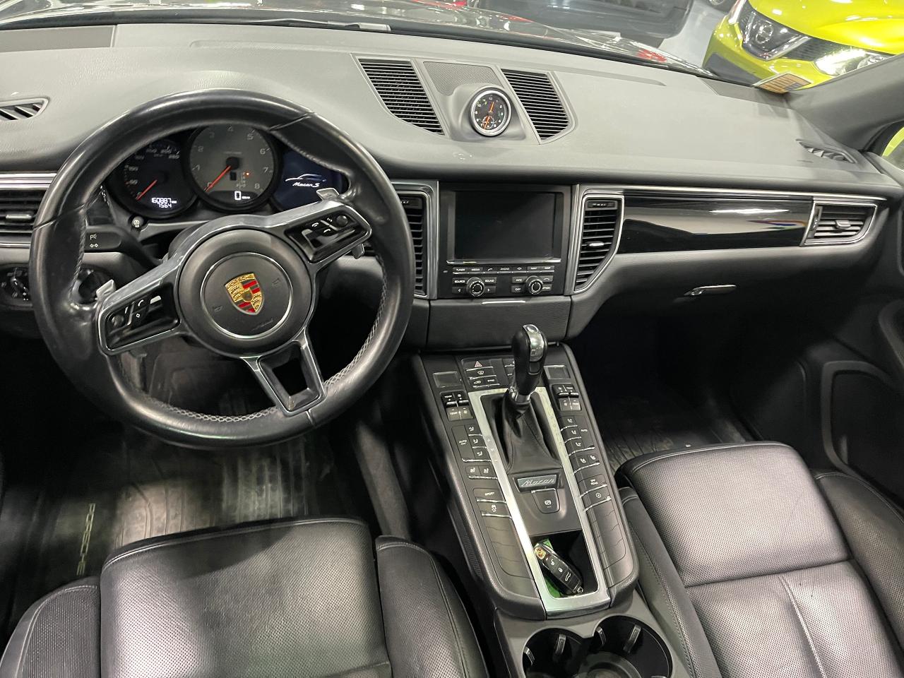 2015 Porsche Macan S - Photo #14