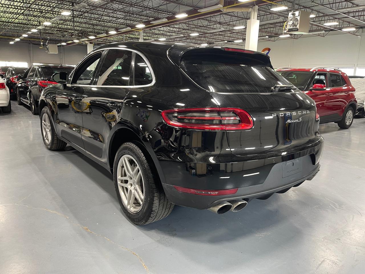 2015 Porsche Macan S - Photo #3