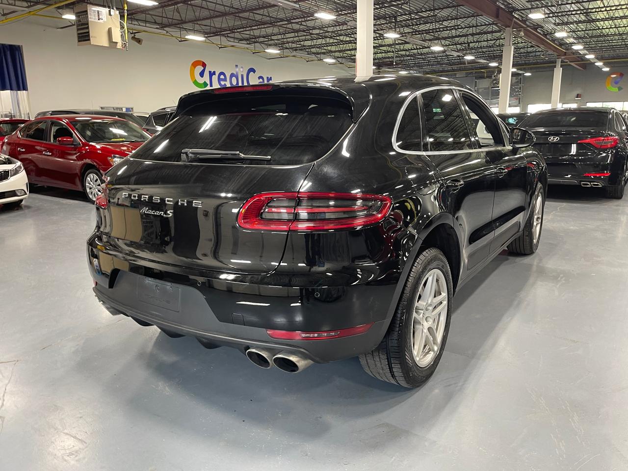 2015 Porsche Macan S - Photo #5