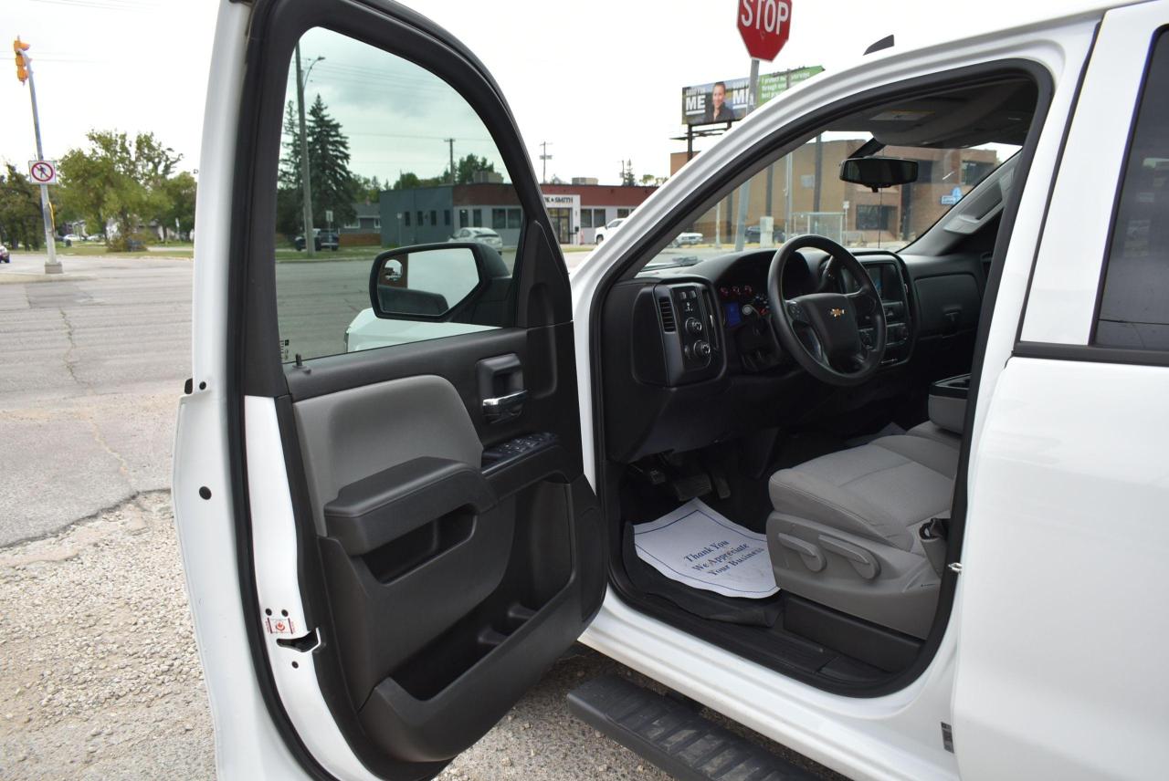 2018 Chevrolet Silverado 1500 LT - Photo #12