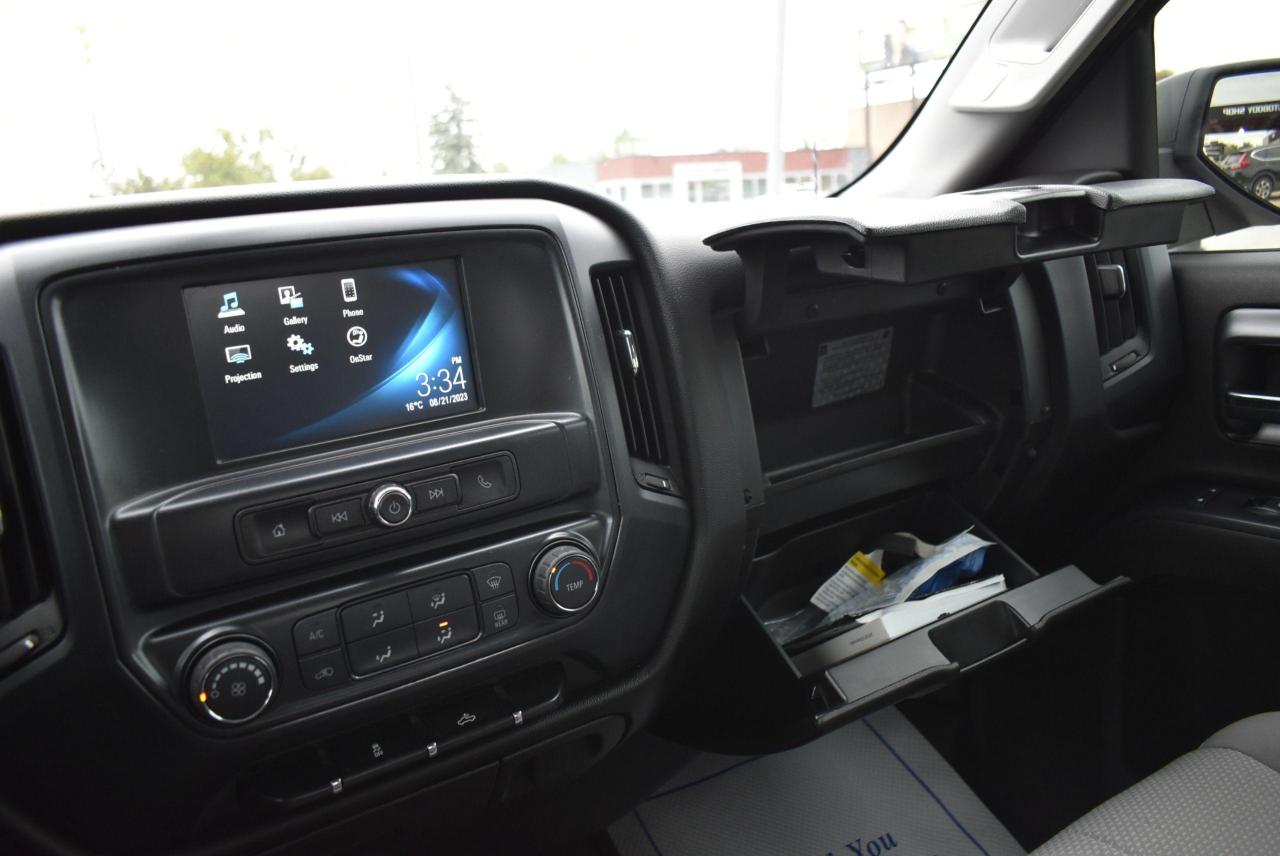 2018 Chevrolet Silverado 1500 LT - Photo #30