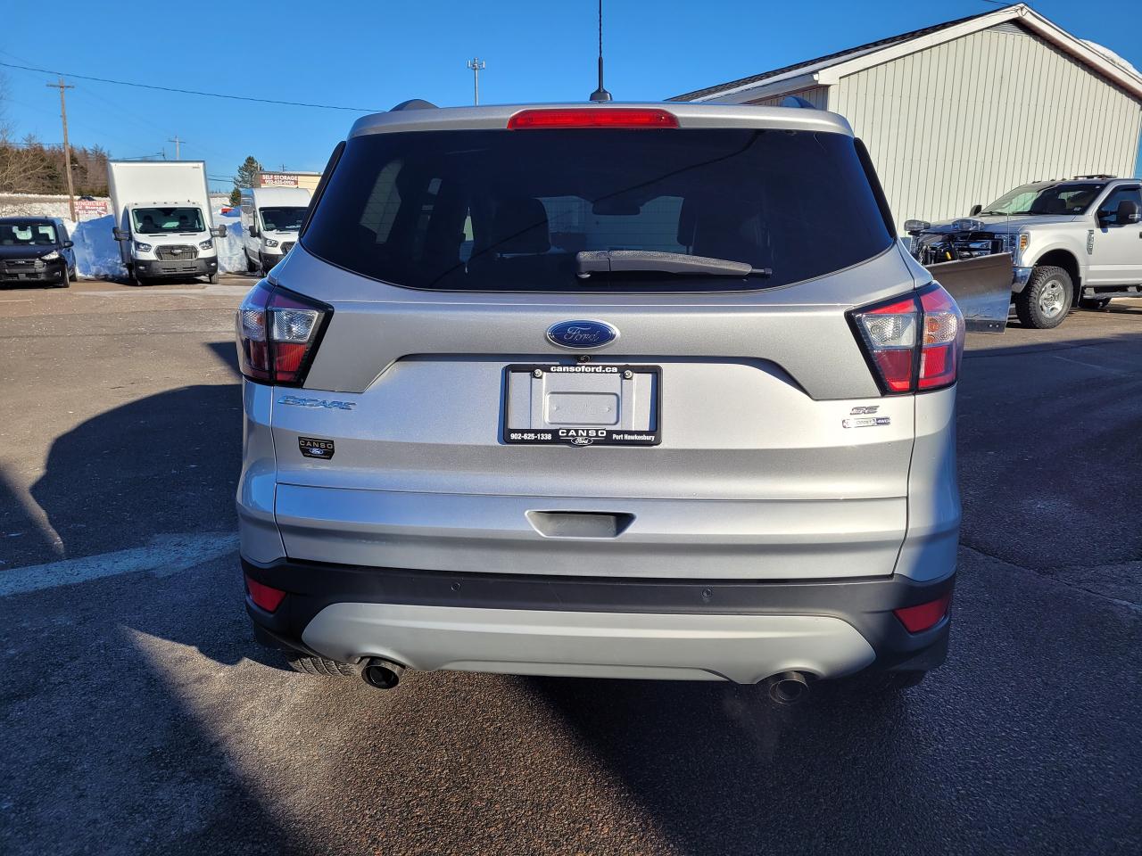 2017 Ford Escape SE AWD W/ LEATHER, NEW BRAKES, NEW TIRES Photo5