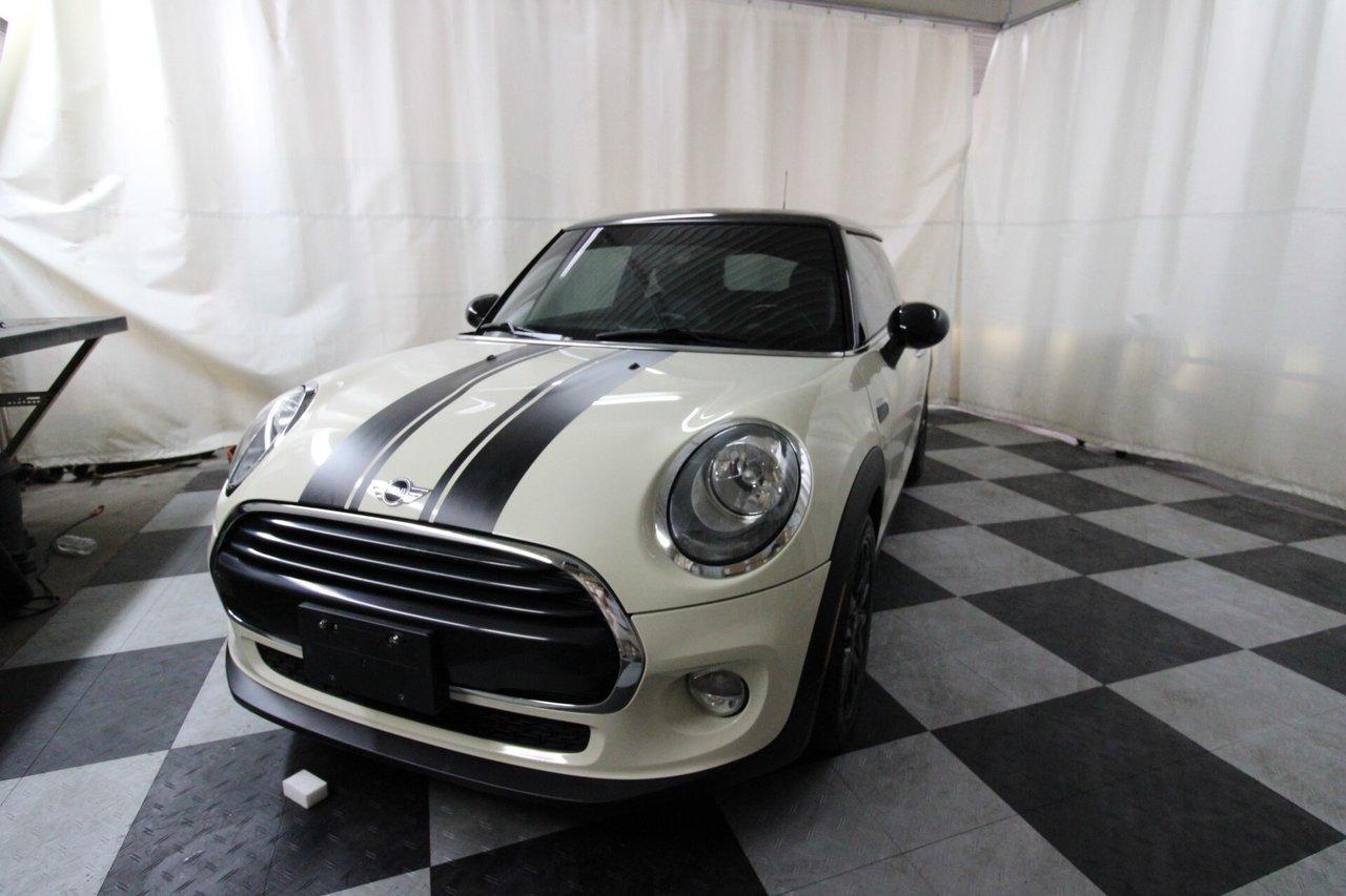 Used 2018 MINI 3 Door Base for sale in Cornwall, ON