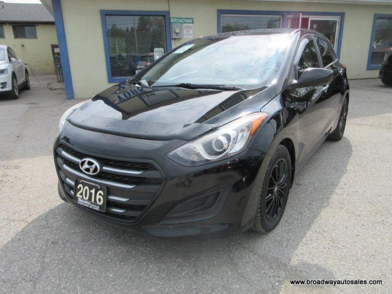 Used 2016 Hyundai Elantra 6-SPEED MANUAL SE-MODEL 5 PASSENGER 2.0L - DOHC.. HEATED SEATS.. AUX/USB INPUT.. KEYLESS ENTRY.. for sale in Bradford, ON