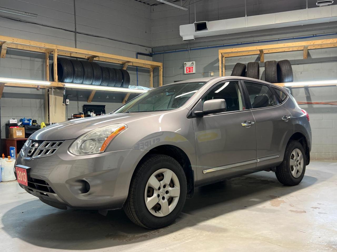 Used 2013 Nissan Rogue Sport Mode * Cruise Control * Steering Wheel Controls * Hands Free Calling * AM/FM/CD/AUX * Keyless Entry * Power Locks * Power Windows * Rear Child L for sale in Cambridge, ON