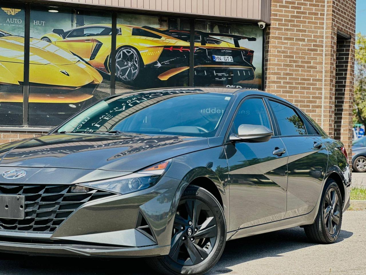 2023 Hyundai Elantra Preferred Photo3