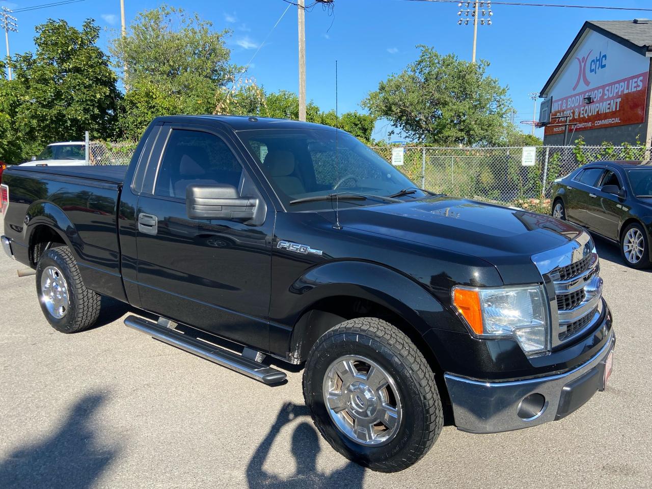2014 Ford F-150 XLT ** NEW TIRES, TOW PKG, BLUETOOTH , CRUISE **