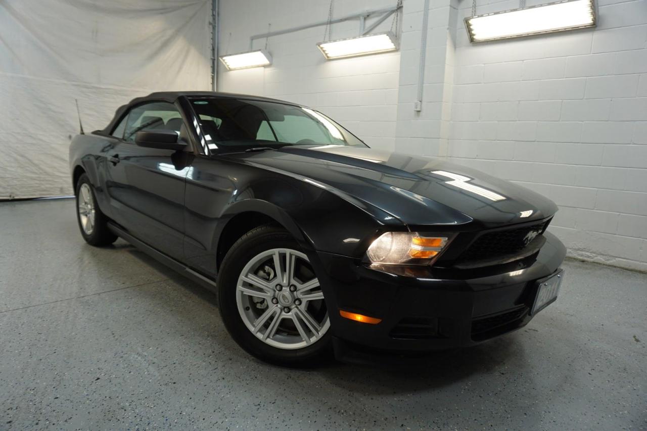 2011 Ford Mustang V6 3.7L CONVERTIBLE *ACCIDENT FREE* CERTIFIED CRUISE CONTROL ALLOYS - Photo #8