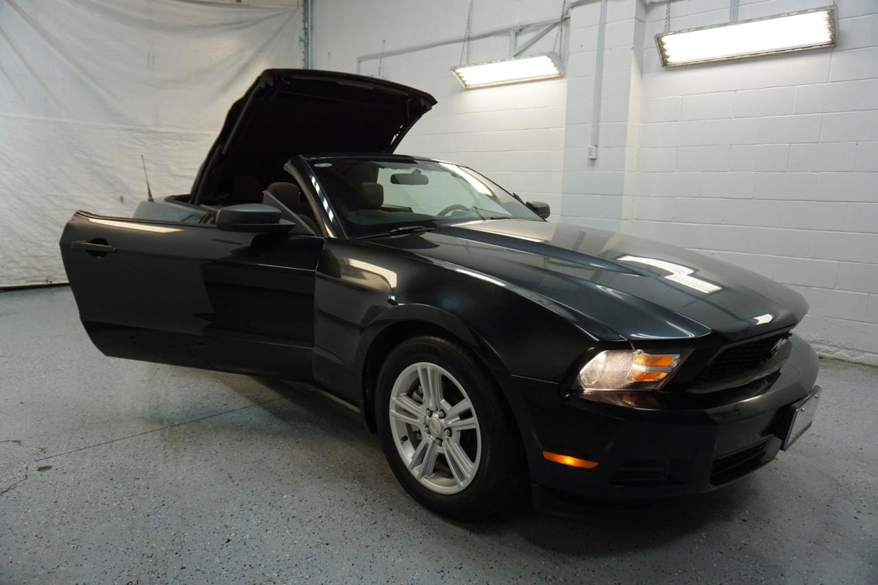 2011 Ford Mustang V6 3.7L CONVERTIBLE *ACCIDENT FREE* CERTIFIED CRUISE CONTROL ALLOYS - Photo #30