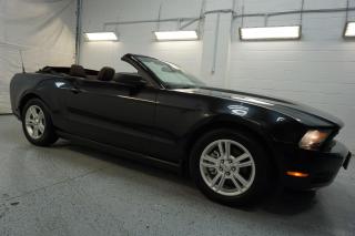 2011 Ford Mustang V6 3.7L CONVERTIBLE *ACCIDENT FREE* CERTIFIED CRUISE CONTROL ALLOYS - Photo #31