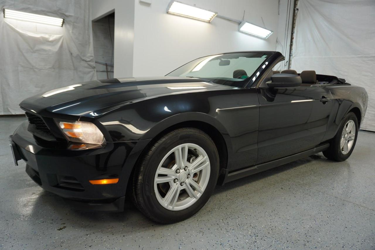 2011 Ford Mustang V6 3.7L CONVERTIBLE *ACCIDENT FREE* CERTIFIED CRUISE CONTROL ALLOYS - Photo #32