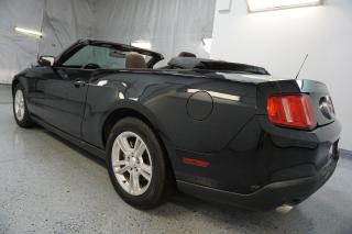 2011 Ford Mustang V6 3.7L CONVERTIBLE *ACCIDENT FREE* CERTIFIED CRUISE CONTROL ALLOYS - Photo #33