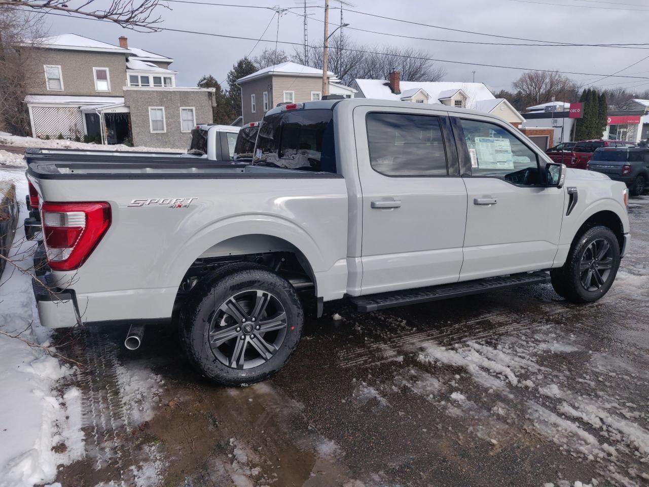 2023 Ford F-150 4X4 SUPERCREW LARIAT 502A Photo5