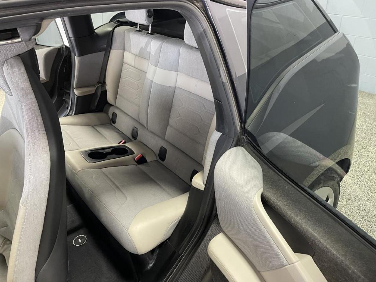 2014 BMW i3 w/Range Extender|NAVIGATION|PARKING SENSORS|FAST CHARGE Photo3