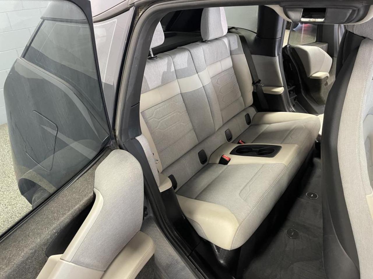 2014 BMW i3 w/Range Extender|NAVIGATION|PARKING SENSORS|FAST CHARGE Photo4