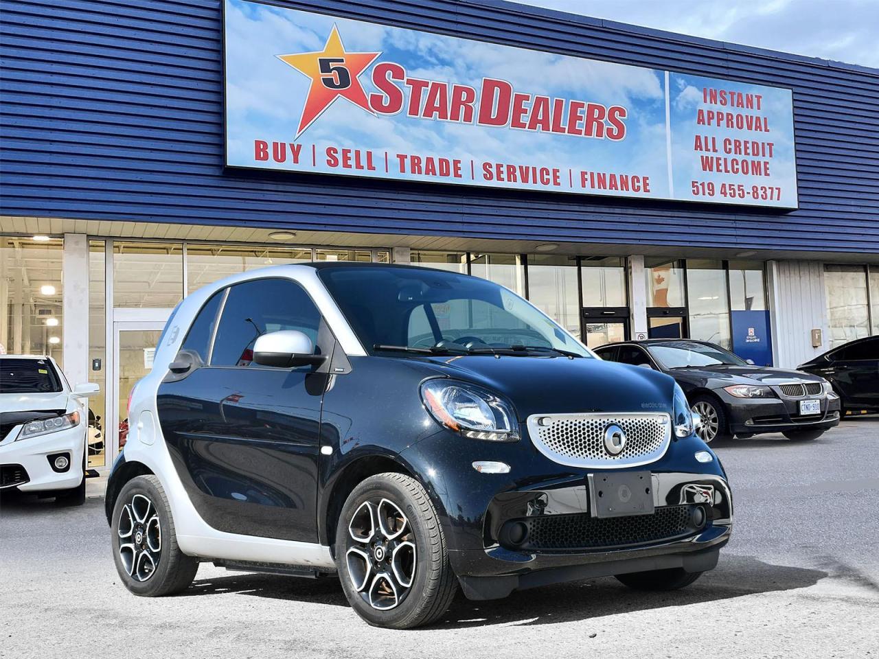 Used 2018 Smart fortwo electric drive DRIVE SO NICE  TEST DRIVE WELCOME WE FINANCE ALL for sale in London, ON