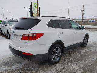 2014 Hyundai Santa Fe GLS - Photo #4