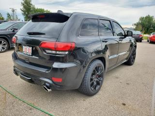 2015 Jeep Grand Cherokee SRT - Photo #2