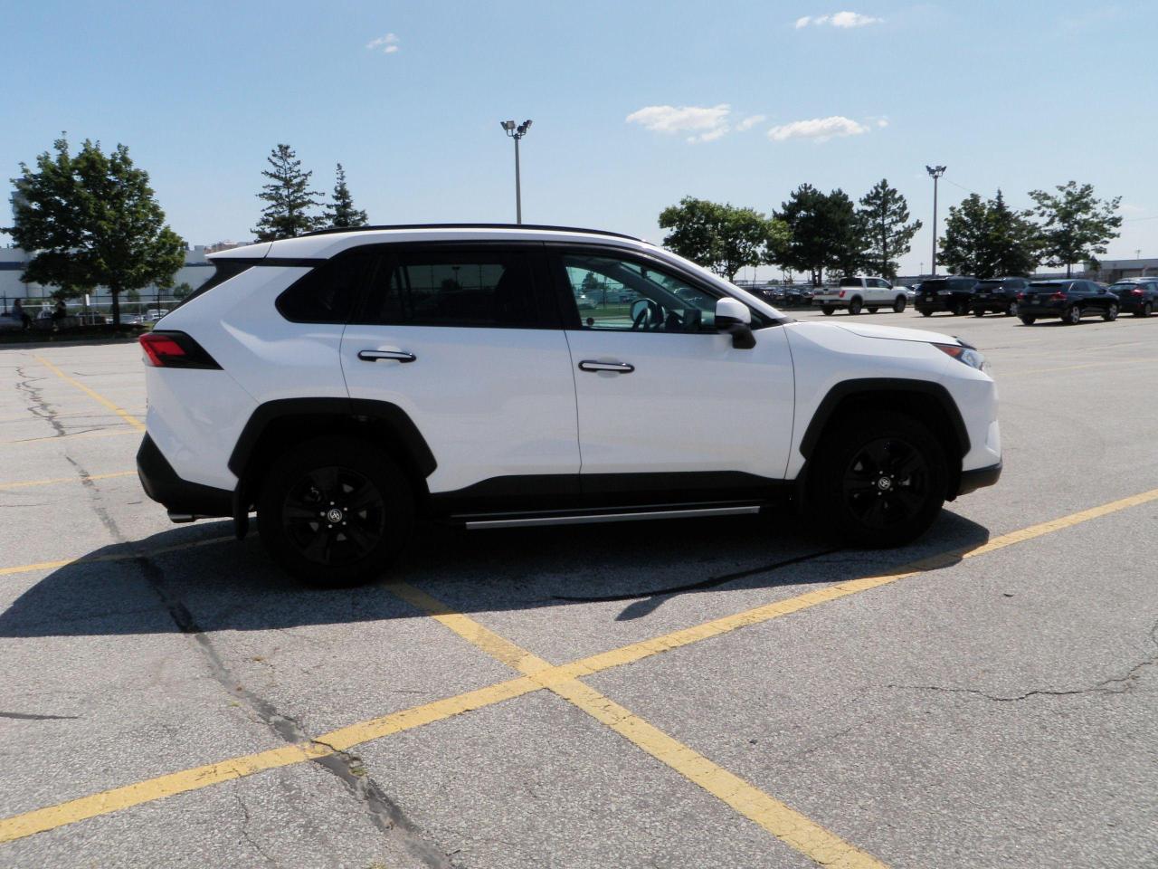 2021 Toyota RAV4 XLE AWD
