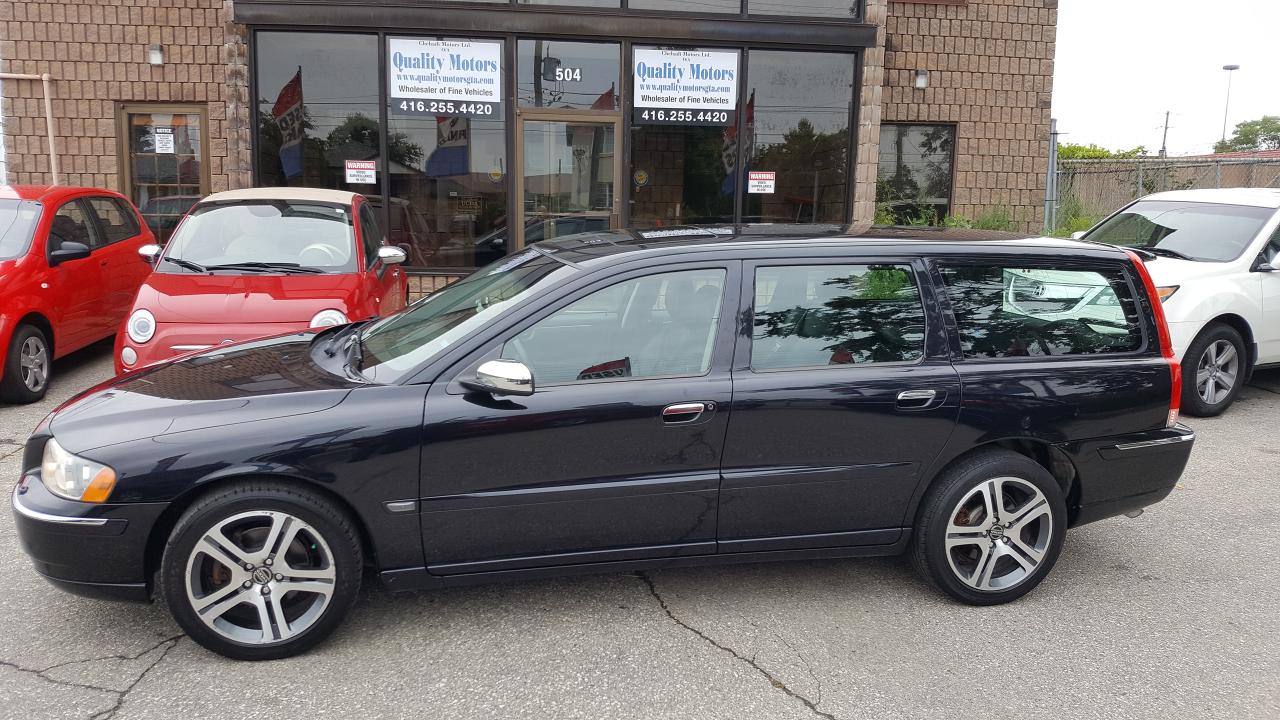 2006 Volvo V70 5dr Wgn 2.5L Turbo w/Sunroof