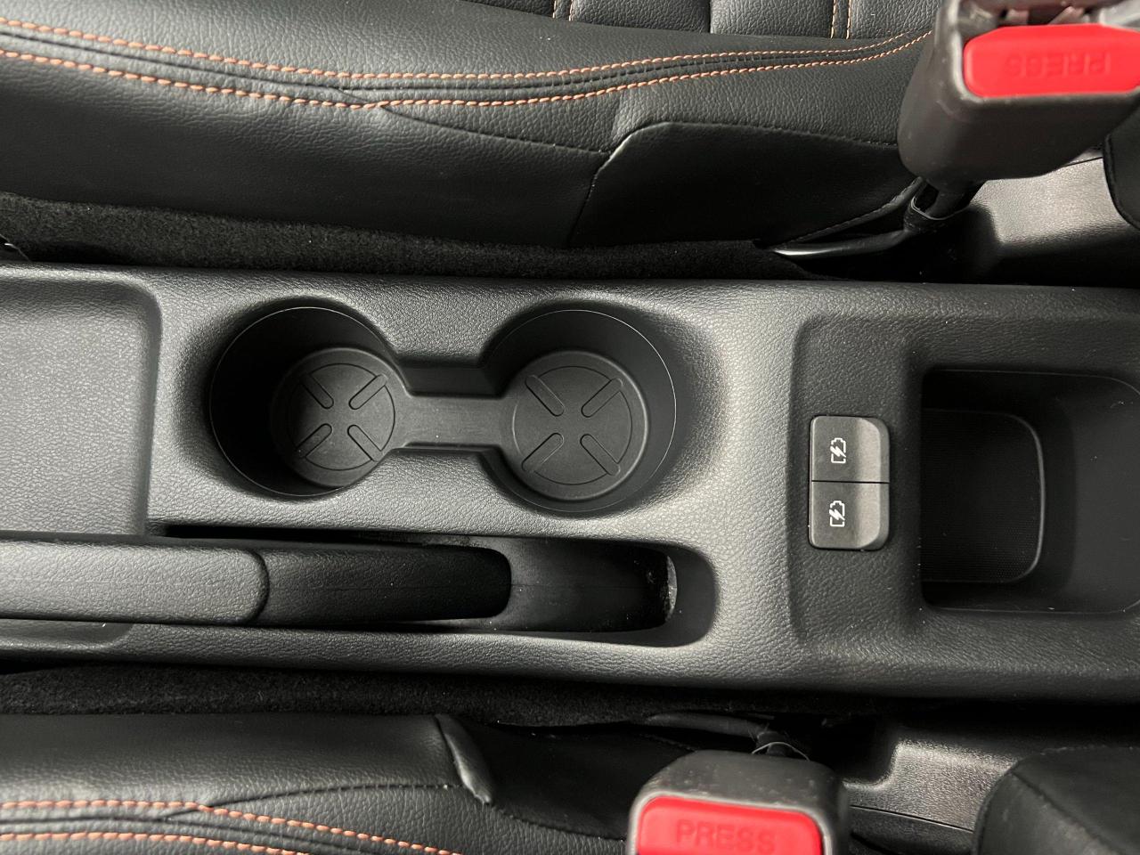 2019 Nissan Kicks SR+Leather+ApplePlay+BlindSpot+CLEAN CARFAX Photo114