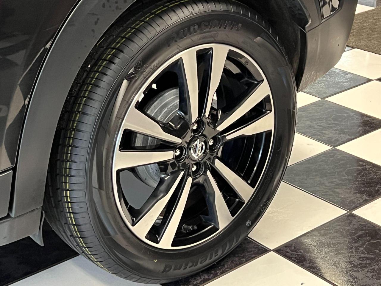 2019 Nissan Kicks SR+Leather+ApplePlay+BlindSpot+CLEAN CARFAX Photo132