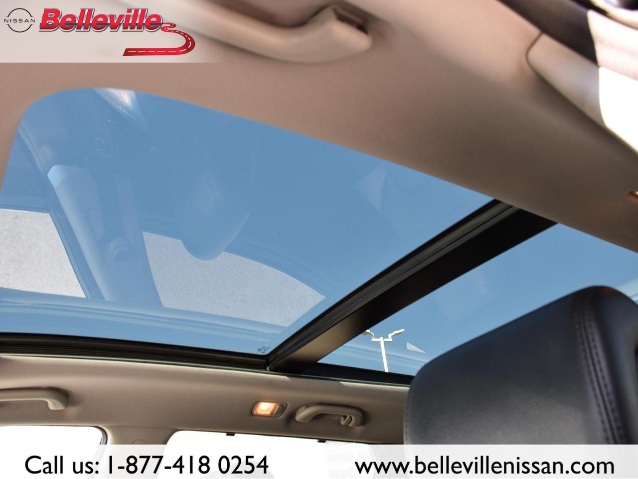 2018 Hyundai Santa Fe Sport SE- AWD, Clean, Leather, Sunroof, heated seats. Photo