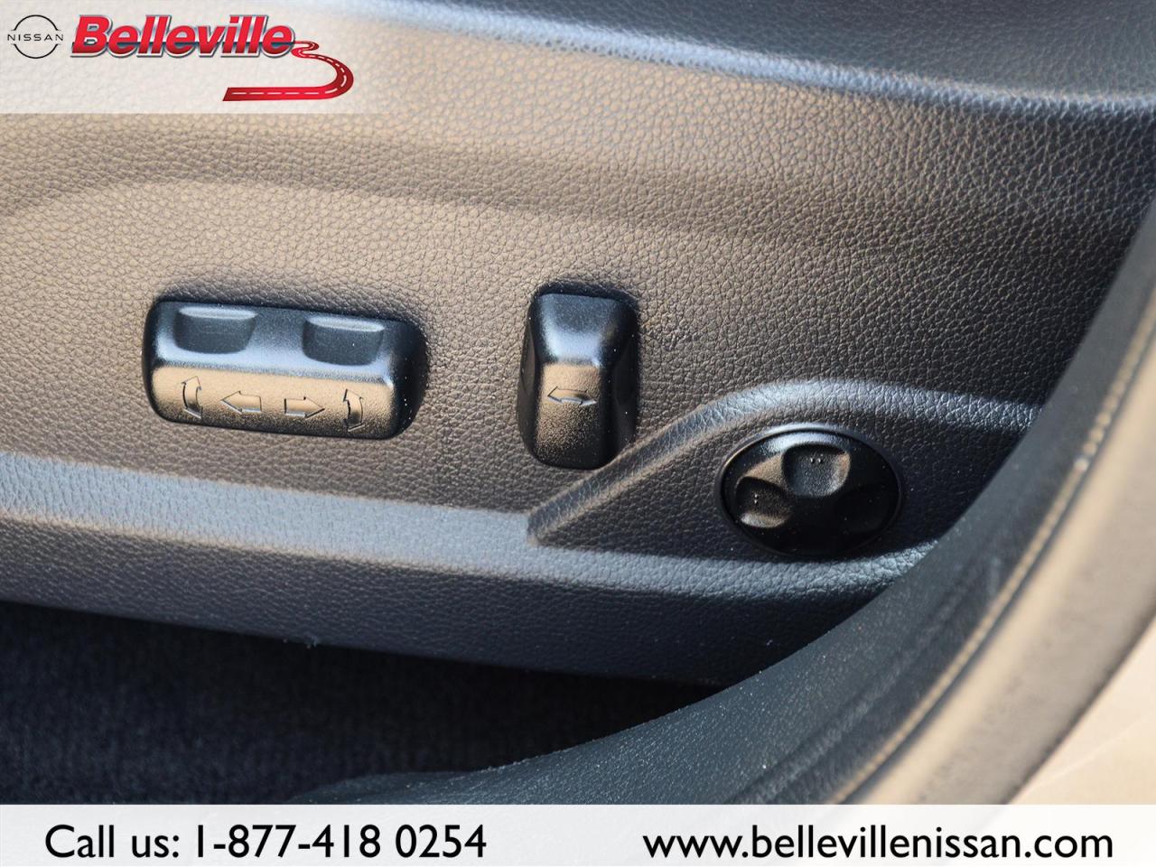 2018 Hyundai Santa Fe Sport SE- AWD, Clean, Leather, Sunroof, heated seats. Photo