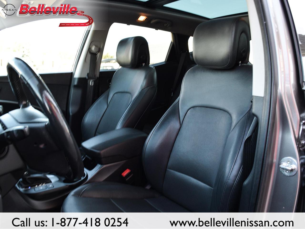2018 Hyundai Santa Fe Sport SE- AWD, Clean, Leather, Sunroof, heated seats. Photo
