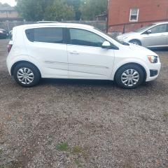 2015 Chevrolet Sonic 5dr HB LT Auto - Photo #2