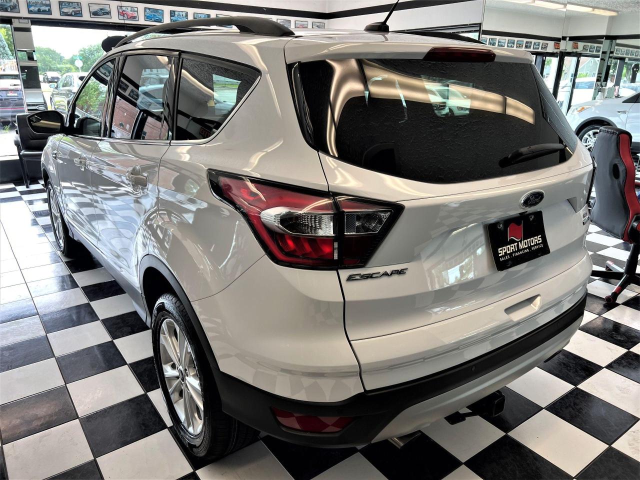 2017 Ford Escape SE 4WD+New Tires & Brakes+ApplePlay+CLEAN CARFAX Photo61