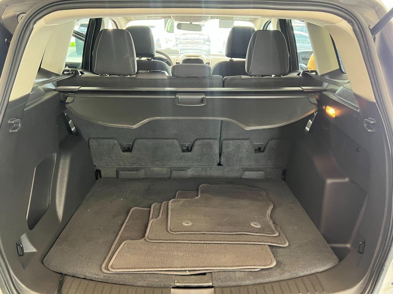 2017 Ford Escape SE 4WD+New Tires & Brakes+ApplePlay+CLEAN CARFAX - Photo #25