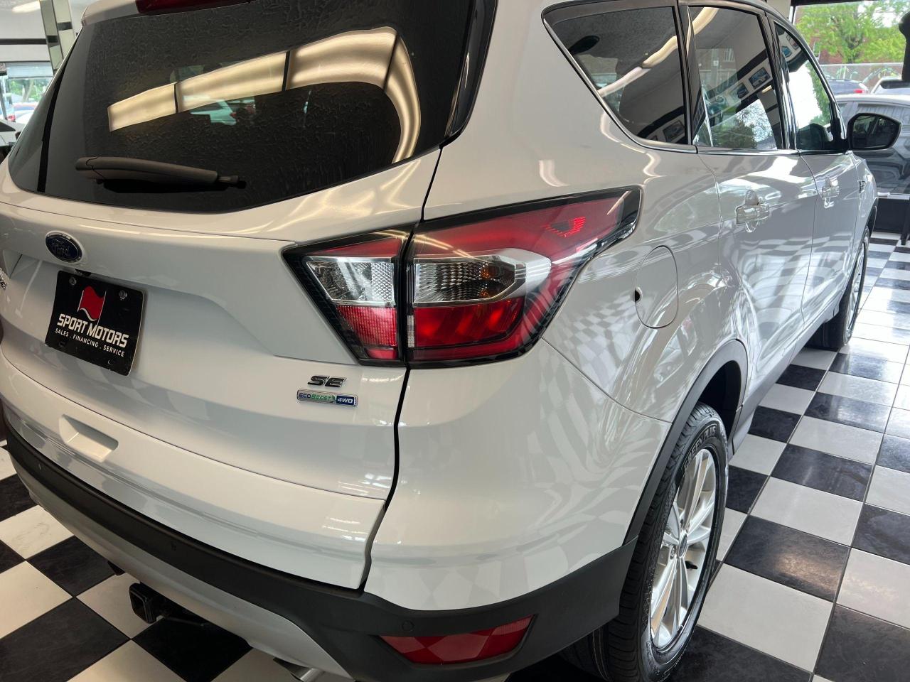 2017 Ford Escape SE 4WD+New Tires & Brakes+ApplePlay+CLEAN CARFAX - Photo #41