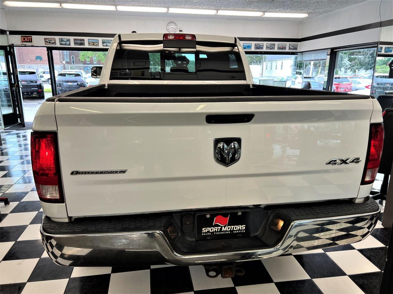 2015 RAM 1500 Outdoorsman 3.0L Diesel 4x4 CREW+Camera+A/C - Photo #3